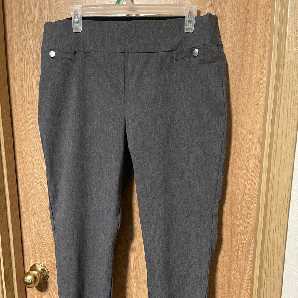 Maurices cropped pull on pants